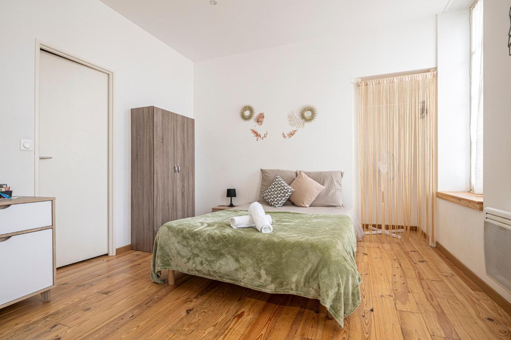 Chambre Privee Premium "La Belle Etoile" Apartman Pau Kültér fotó
